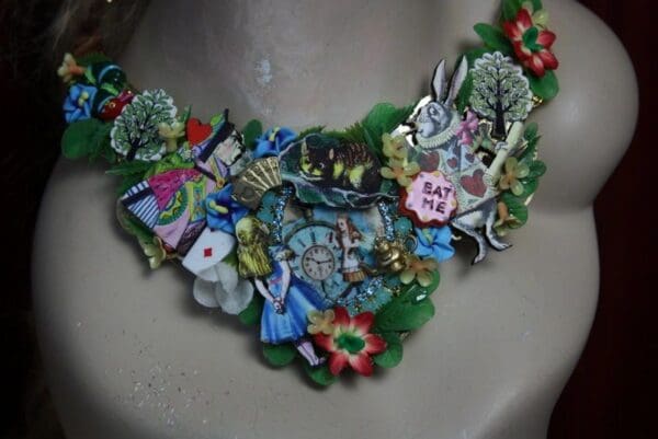 SOLD!1995 Set Of Alice In Wonderland Earrings+ Necklace - Image 3
