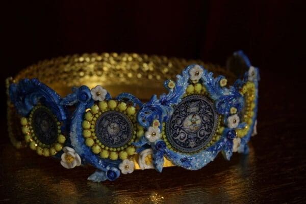 SOLD! 2005 Italian Tile Print Hand PAinted Enamel Full Circle Crown - Image 9
