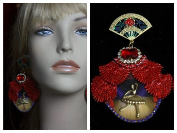SOLD! 2012 Ballerina 3d Effect Fan Massive Light Weight Earrings Styds - Image 7