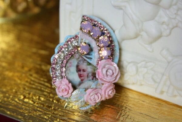 SOLD! 2016 Marie Antoinette Fan Crystal Adjustable Cocktail Ring - Image 5