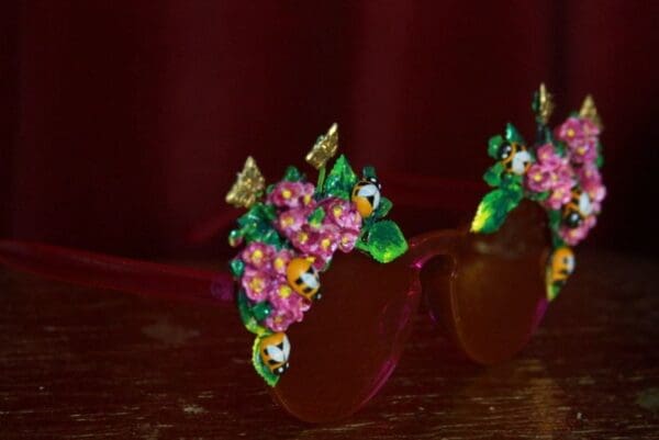 SOLD! 2034 Pink Clear Bee Hand Painted Flower Sunglasses - Image 8