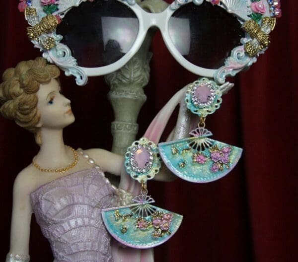 SOLD! 2055 Hand Painted Fan Victorian Studs Earrings