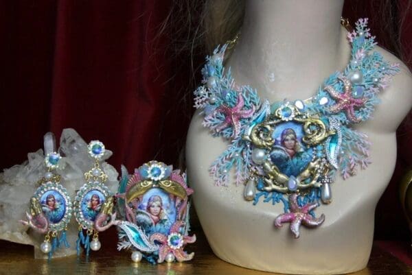 SOLD! 2058 Russian Mermaid Coral Seastar Massive Set Cuff + Earrings - Image 3