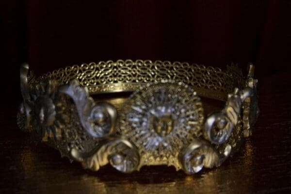 SOLD! 2060 Full Circle Crown Art Deco Revival Medusa - Image 7