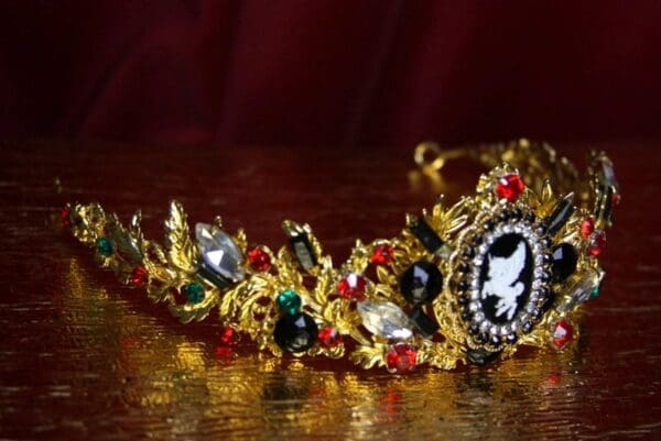 SOLD! 2122 Set Of Baroque Unicorn Crystal Tiara Crown+ Earrings - Image 7