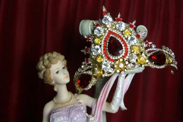 SOLD! 2131 BAroque Red Crystal Star Stunning Tiara Crown - Image 7