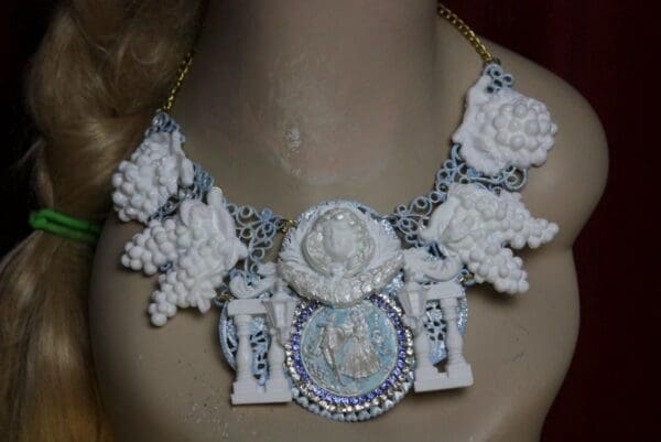 SOLD! 2137 Set Of Roman Hand Painted Blue White Grapes Cameo Necklace+ Earrings - Image 8