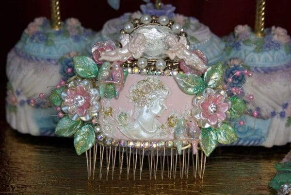 SOLD! 2139 Hand Painted Victorian Birds Cherubs Comb