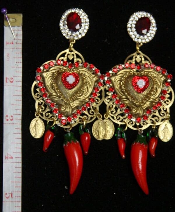 SOLD! 2163 Baroque Massive Heart Chilly Studs Earrings - Image 4