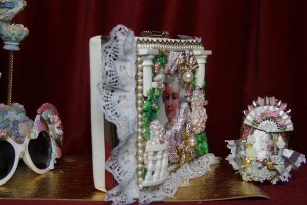 SOLD! 2166 Marie Antoinette GardenStunning Embellished Handbag Trunk - Image 8