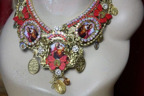 SOLD! 1987 Set Of Virgin Mary Vintage Style 3 Cameo Necklace+ Earrings - Image 9
