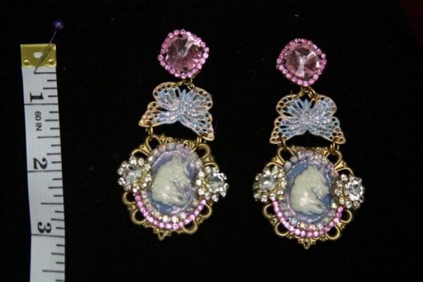 SOLD! 2203 Unicorn Pearlish Butterfly Studs Earrings - Image 4