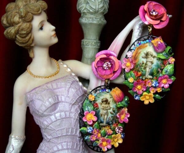 SOLD! 2217 Baroque HAnd Painted Flower Massive Studs Earrings - Image 2