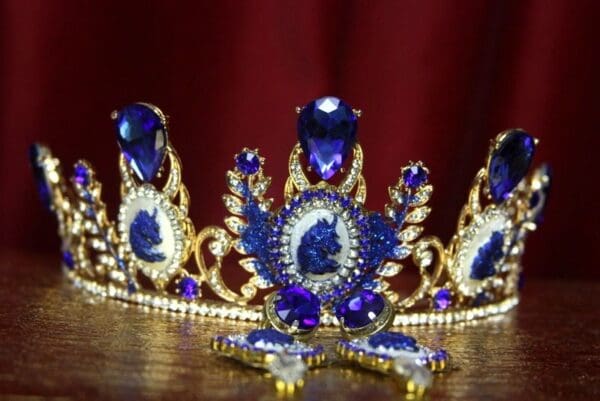 SOLD! 2230 Set Of Baroque Unicorn Crystal Tiara+ Earrings - Image 6
