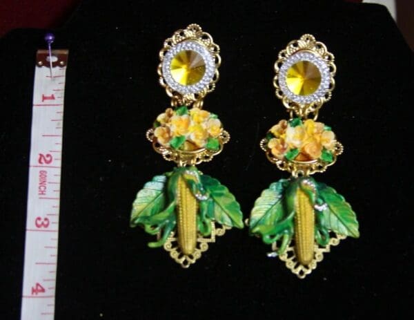 SOLD! 2349 Baroque Hand Painted Corn Yellow Crystal Earrings - Image 4