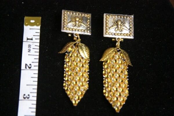 SOLD! 2365 Genuine Citrine Pineapple Bee Baroque Studs Earrings - Image 4