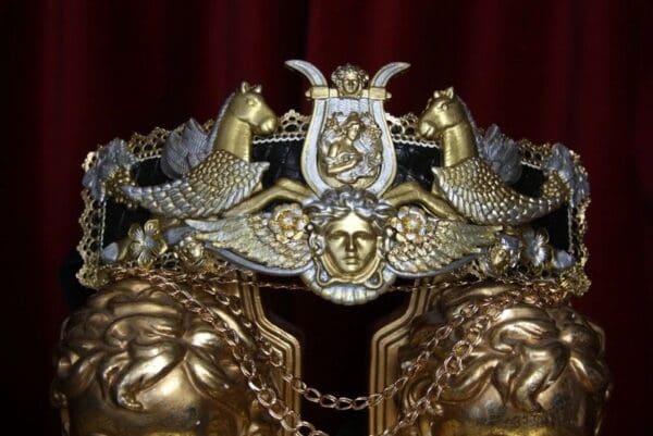 SOLD! 2369 Baroque Medieval Medusa Horses Wide Waist Belt