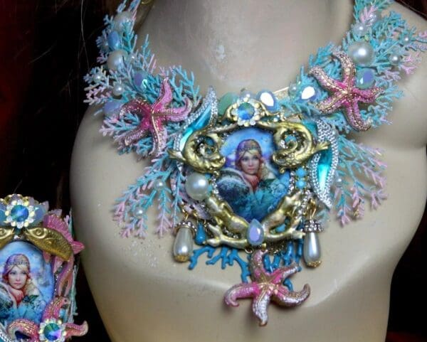 SOLD! 2370 Russian Mermaid Coral Seastar Massive Set Necklace+ Earrings - Image 4