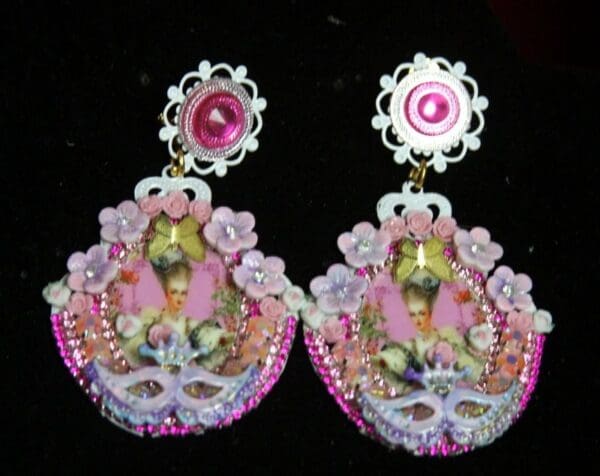 SOLD! 2470 Marie Antoinette Pink Mask Hand Painted Cameo Studs - Image 4