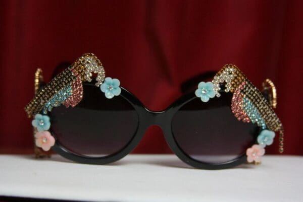 SOLD! 2476 Crystal 2 Sides Parrots Flower Embellished Sunglasses - Image 4