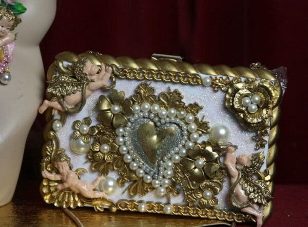SOLD! 2490 Total Baroque Cherubs Gold Heart Embellished Clutch - Image 10