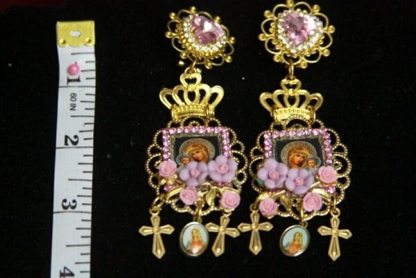 SOLD! 2516 Virgin Mary Cameo Purple Flower Studs Earrings - Image 5