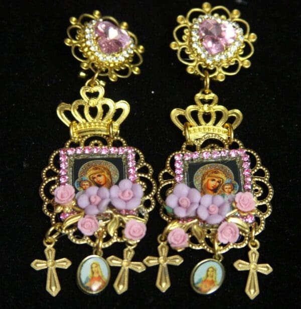 SOLD! 2516 Virgin Mary Cameo Purple Flower Studs Earrings - Image 2