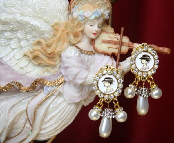 SOLD! 2568 Madam Coco Pearl Charms Elegant Earrings Studs