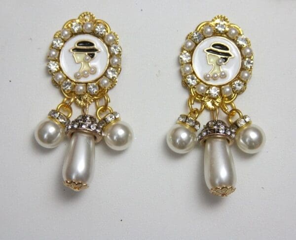 SOLD! 2568 Madam Coco Pearl Charms Elegant Earrings Studs - Image 4