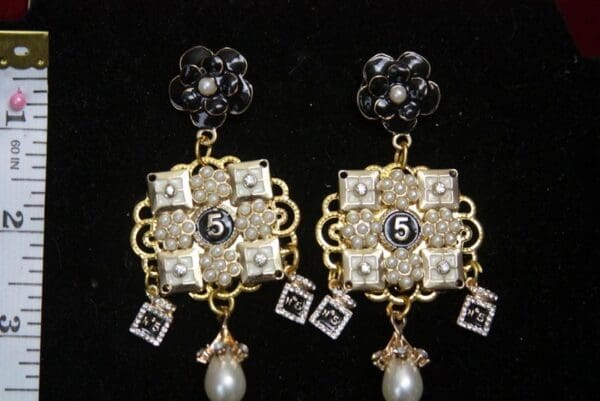 SOLD! 2573 Madam Coco Brooch Black Camellia Pearl Charms Studs Earrings - Image 2