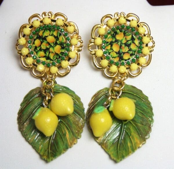 SOLD! 2590 Sicilian Lemon Print Cameo Lemin Leaf Studs Earrings - Image 4
