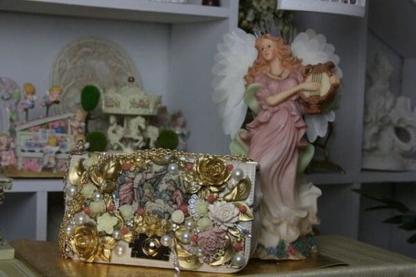 SOLD! 1480 Tapestry Victorian Flower Embellished Handbag - Image 4