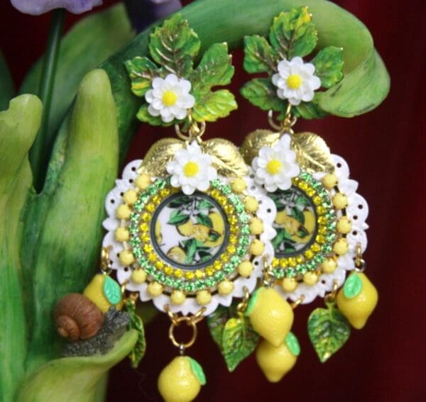 SOLD! 2651 Sicilian Tile Taormina Print Lemon Fruie Daisy Studs Earrings