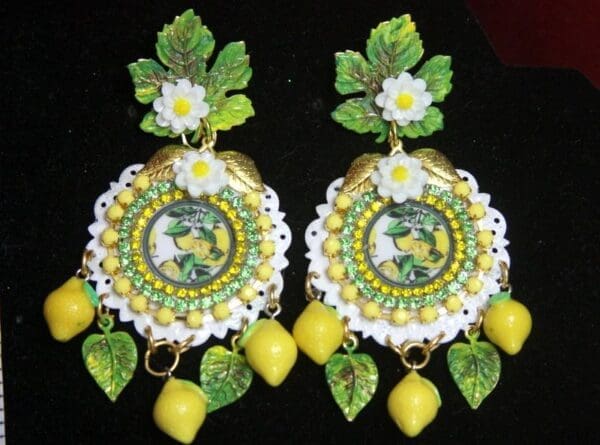 SOLD! 2651 Sicilian Tile Taormina Print Lemon Fruie Daisy Studs Earrings - Image 9