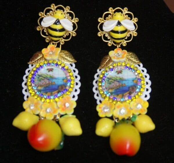 SOLD! 2652 Sicilian Tile Taormina Print Lemon Fruit Bee Studs Earrings - Image 8