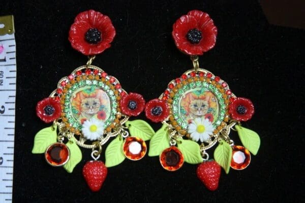 SOLD! 2661 Victorian Cat Print Poppy Daisy Leaf Stunning Studs Earrings - Image 6