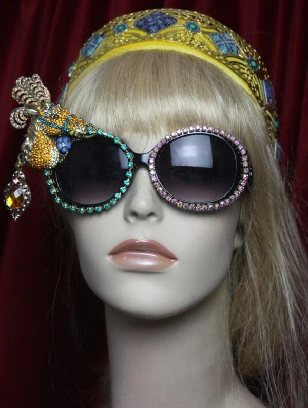 SOLD! 2662 Crystal Victorian Horse Crystal Embellished Sunglasses - Image 5