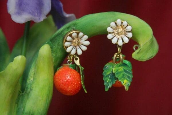 SOLD! 2699 Sicilian Orange Fruit Leaf Simple Earrings