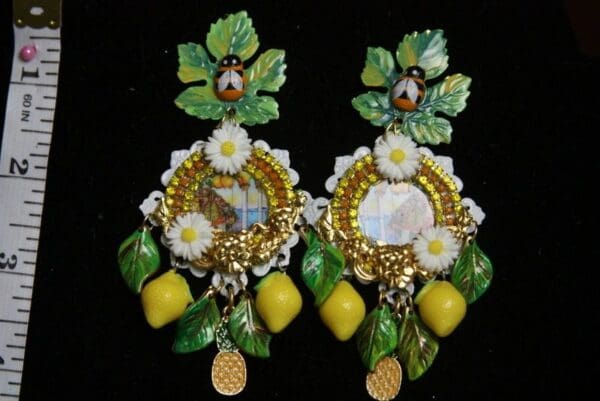 SOLD! 2711 Sicilian Tile Taormina Print Lemon Fruit Bee Daisy Studs Earrings - Image 6