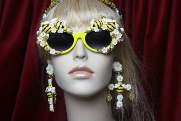 SOLD! 2712 Designer Inspired Baroque Embellished Bee Flower Sunglasses - Image 5