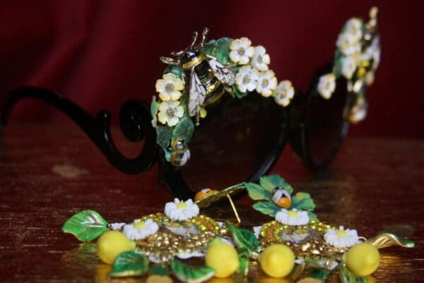 SOLD! 2713 Designer Inspired Baroque Embellished Enamel Bee Hand Painted Flower Sunglasses - Image 7