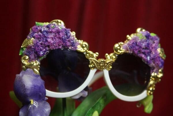 SOLD! 2749 Hydrangea 3 D Effect Baroque Gold Filigree Sunnies - Image 8
