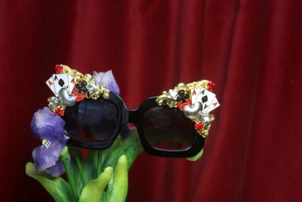 SOLD! 2778 Trendy Playing Cards Baroque Sided Sunglasses - Image 8