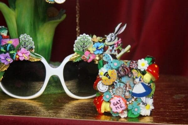 SOLD! 2780 Set Of Alice In Wonderland Cuff Plus Earrings - Image 3