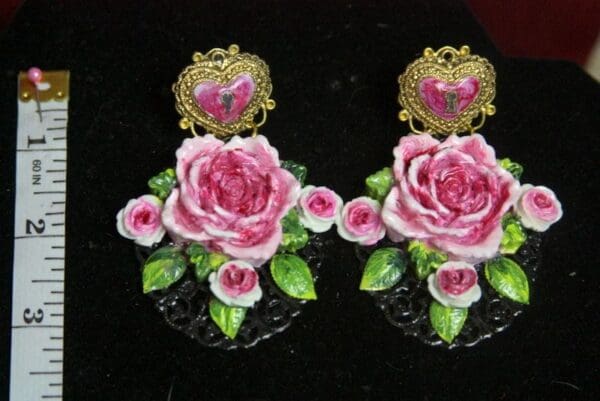 SOLD! 2795 Total Baroque Hand Painted Massive Roses Heart Studs Earrings - Image 8