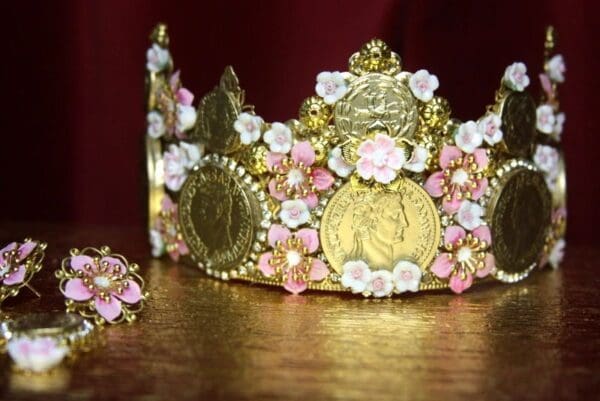 SOLD! 2864 Set Of Baroque Roman Coin Pink White Flower Crown+ Earrings - Image 2