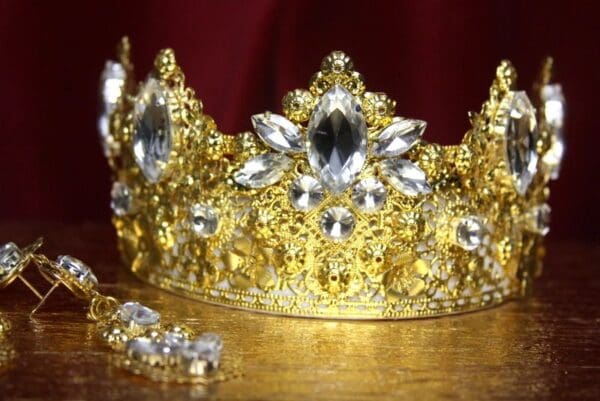 SOLD! 2612 Set Of Baroque Gold Filigree Clear Crystal Crown+ Earrings - Image 7