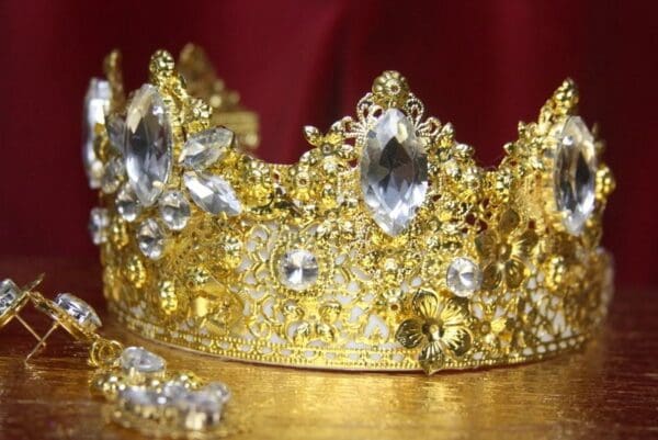 SOLD! 2612 Set Of Baroque Gold Filigree Clear Crystal Crown+ Earrings - Image 8