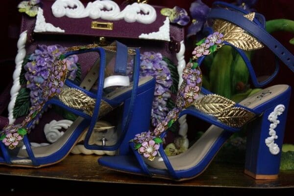 SOLD! 2917 Designer Inspired Hand Painted Flower Embellished Sandals Heeels Size US8 - Image 7