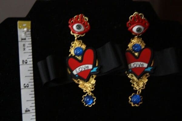 SOLD! 2953 Designer Inspired Love Eye Bow Unusual Runway Earrings - Image 5